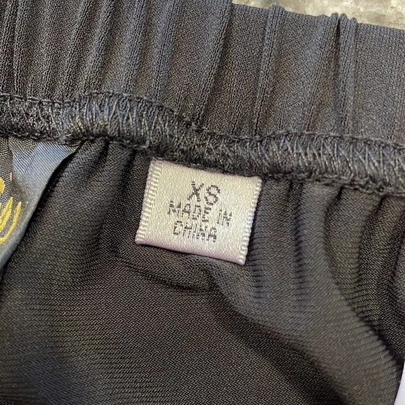 BOB MACKIE PULL ON KNIT GAUCHO PANTS SIZE XS - Picture 5 of 15